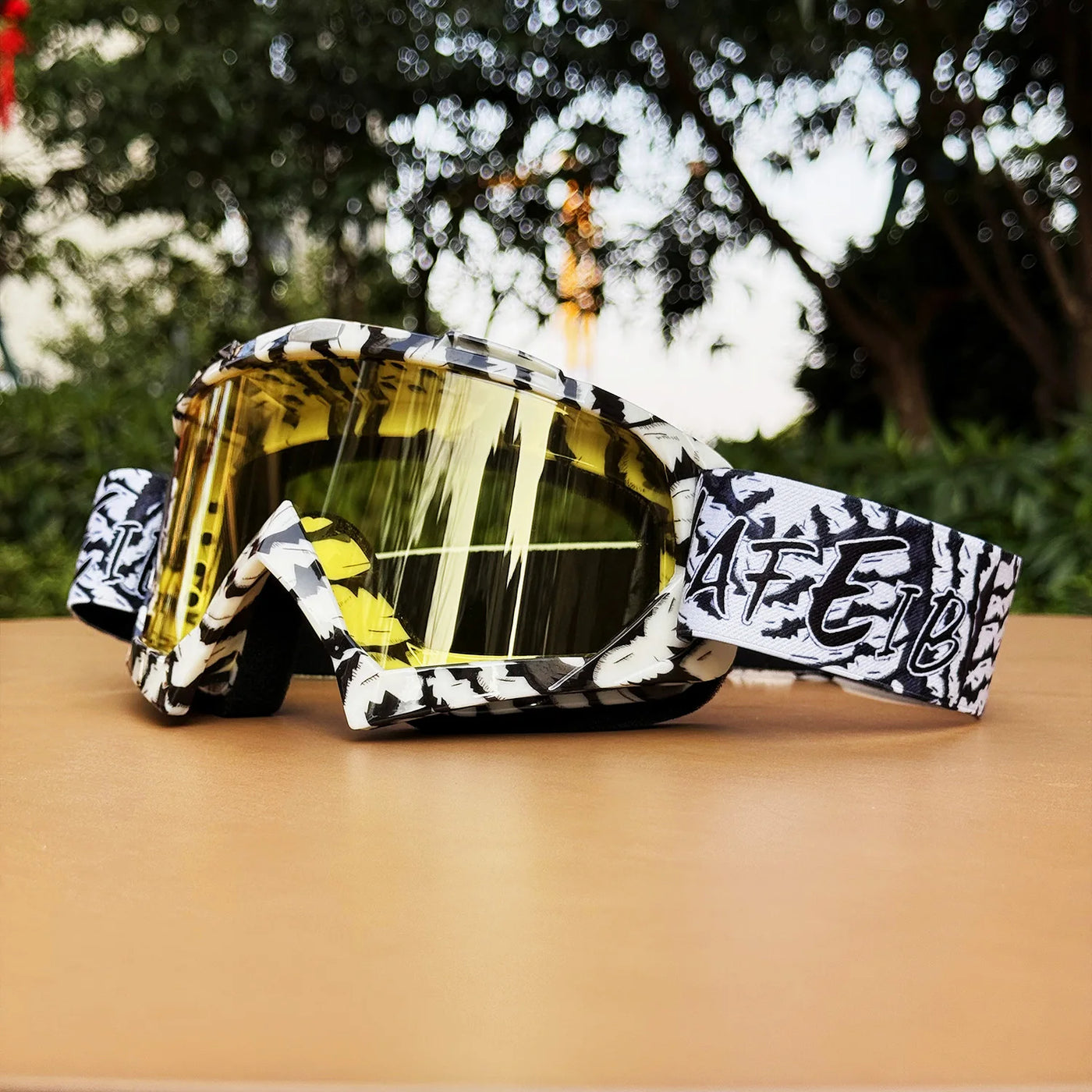 HD Lens Off-Road Motorcycle Goggles - Unisex Riding Eyewear